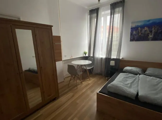 Classy In Old Town *